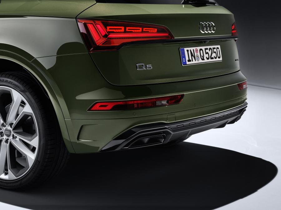 Детали экстерьера Audi Q5 40 TDI Quattro S-Line 2020 года  (WW) (фото 26 из 89)